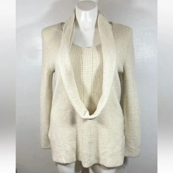 NWT Liz Claiborne Women’s Pointelle V-Neck Cream Sweater with Scarf Size XL - Picture 1 of 8